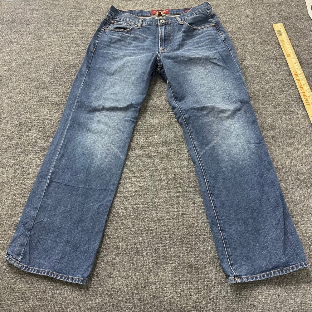Lucky Brand Jeans Mens Size 33x30 Blue Relaxed Straight Leg Denim Casual Classic